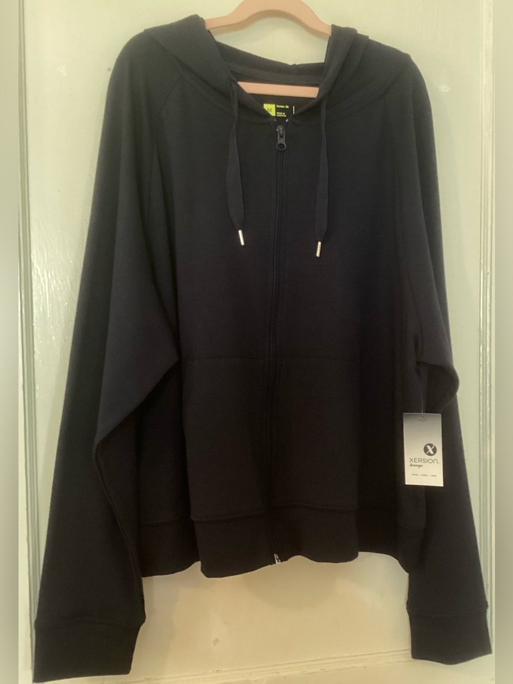 NWT Xersion Women’s Dark Navy Loose Fit Hoodie Size M
